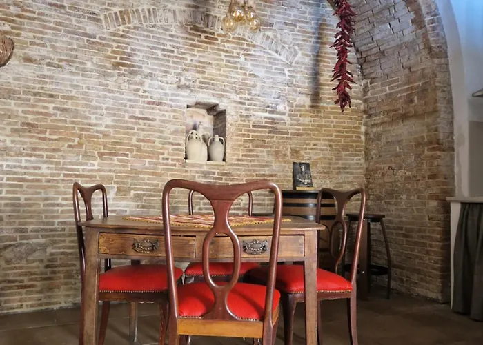 Holiday home Mary Wine House